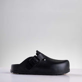 كلوديا كلوغ