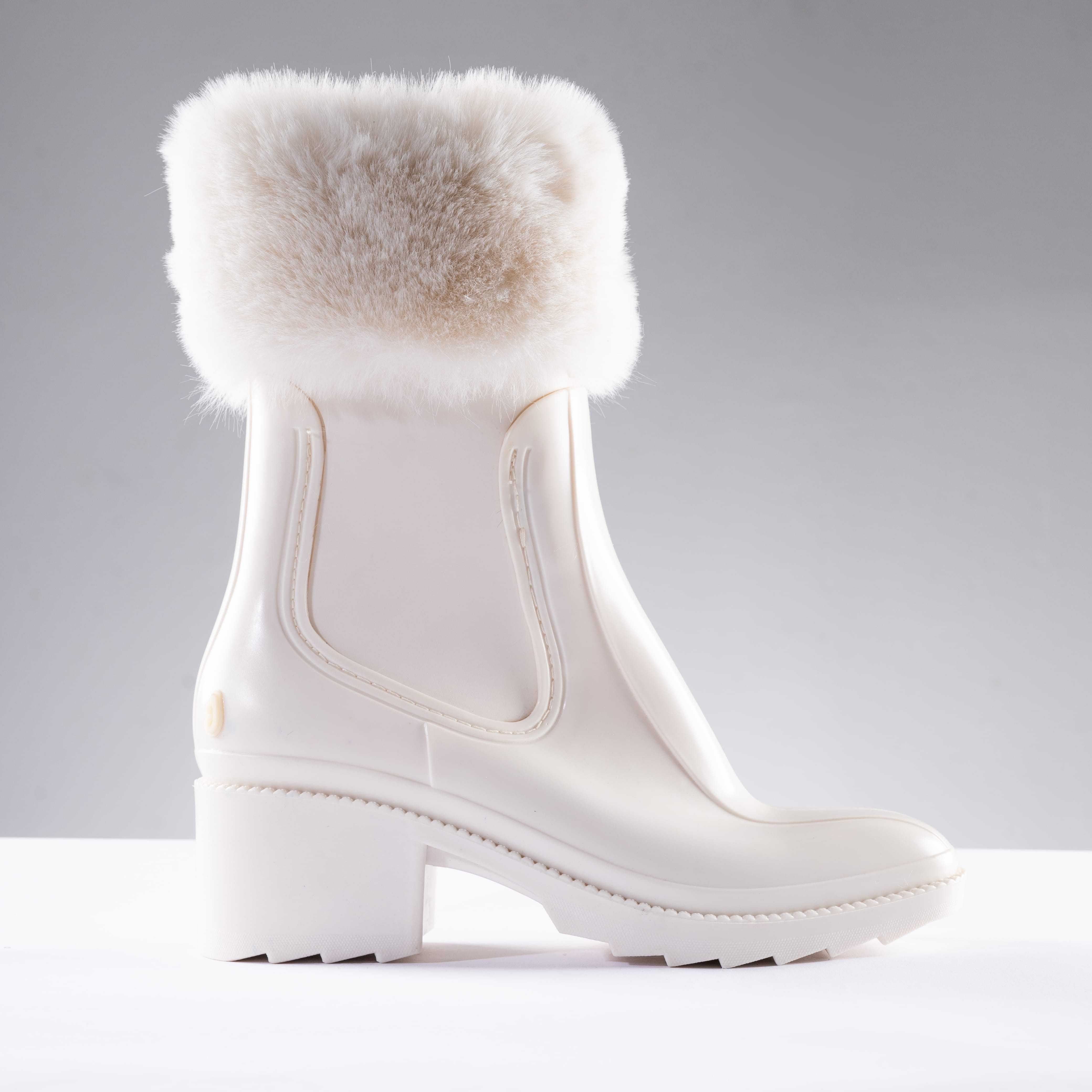 بوط كوكو ليلا