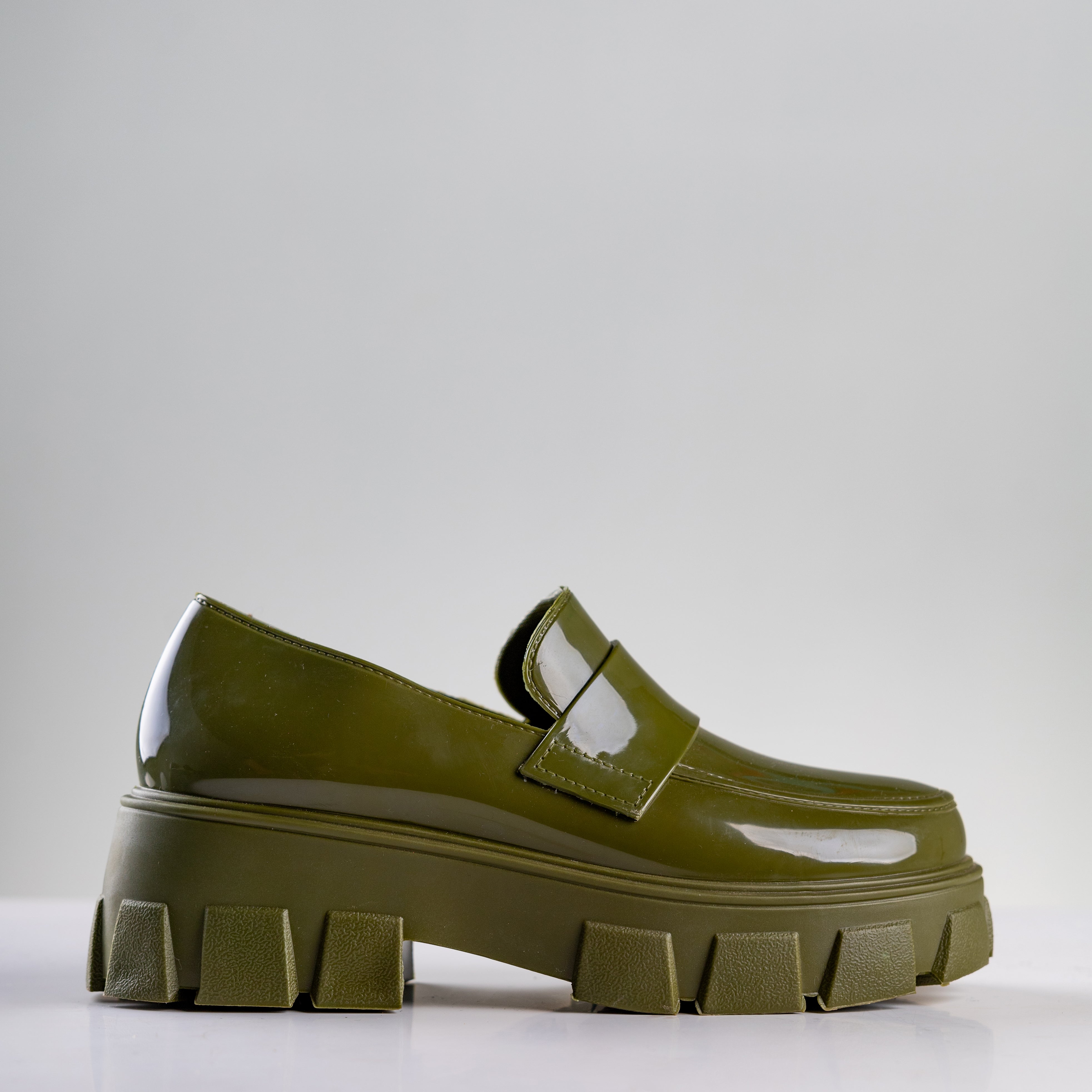 Elio Olive Green