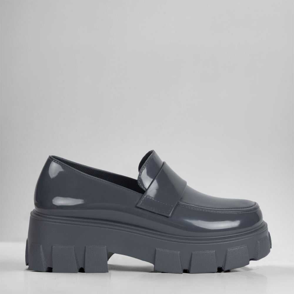 Elio loafers