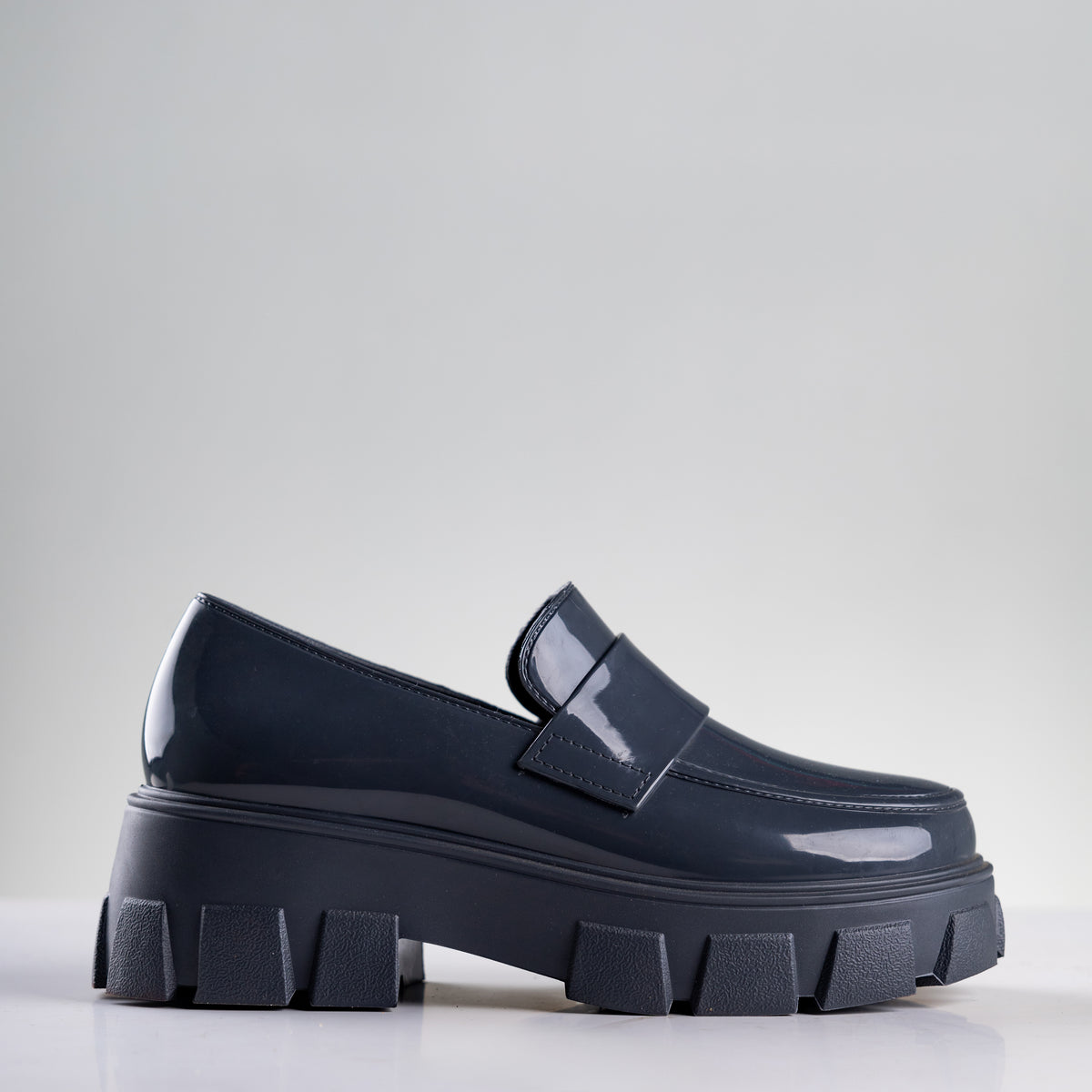 Elio loafers