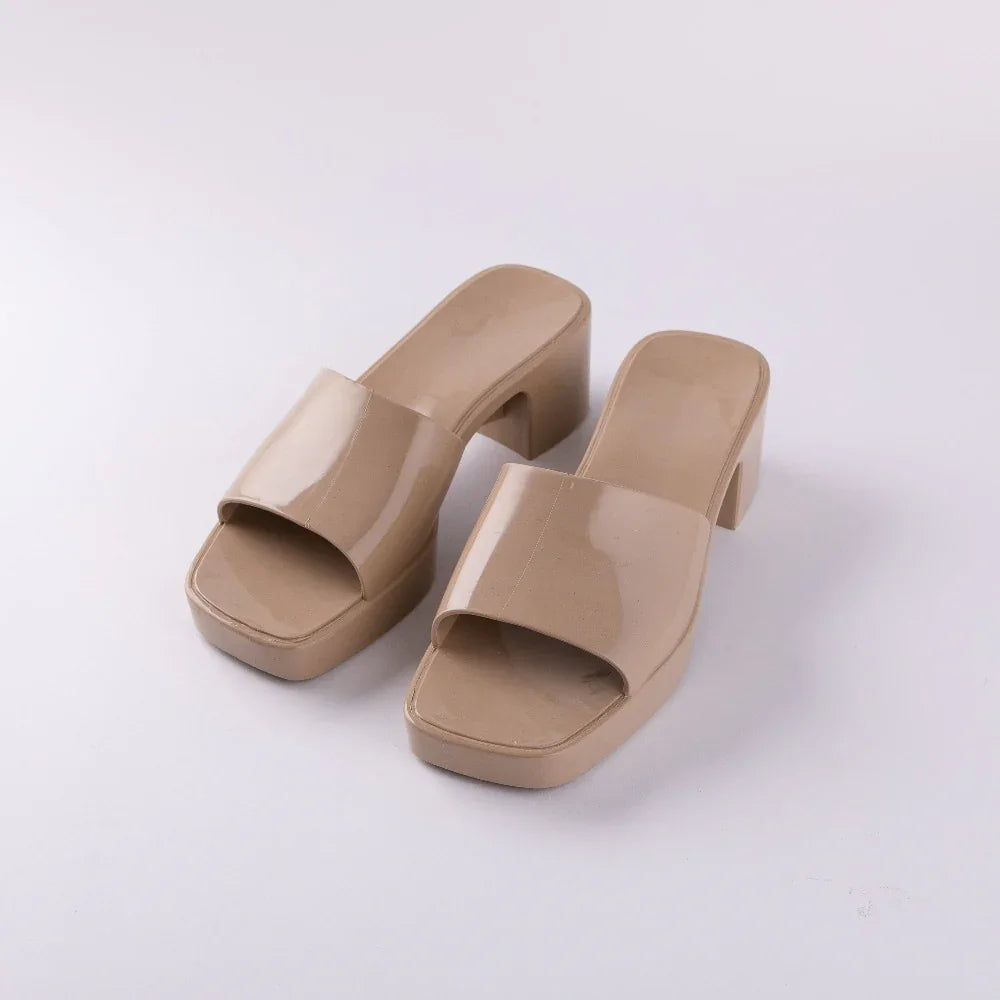 Valia Sandals-Beige