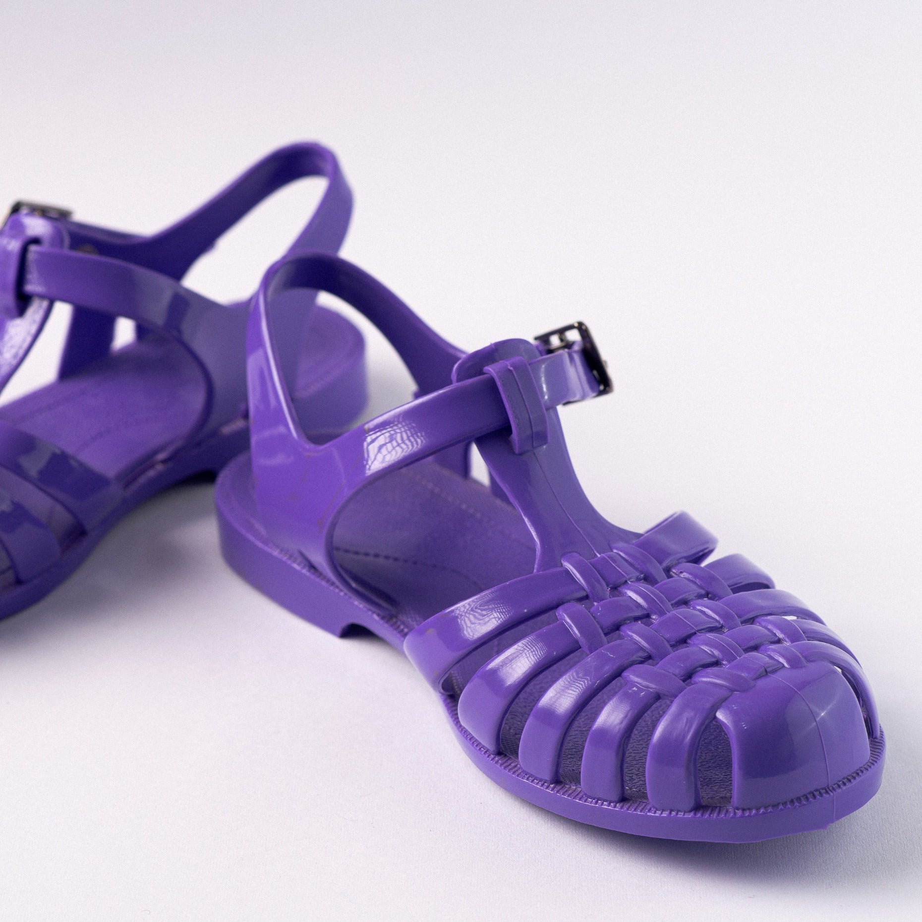 Retro Sandals Purple
